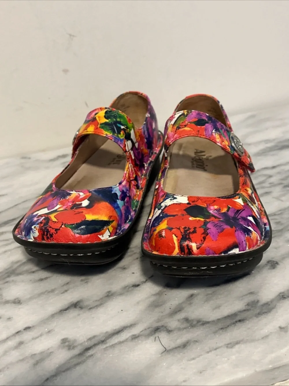 Alegria Floral Mary Jane Shoes in Bright Multicolr size 36
